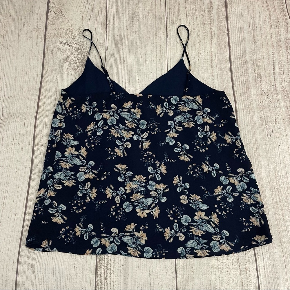 SOCIALITE Women’s V-Neck Chiffon Lined Camisole Navy Floral Size Medium - Picture 7 of 10